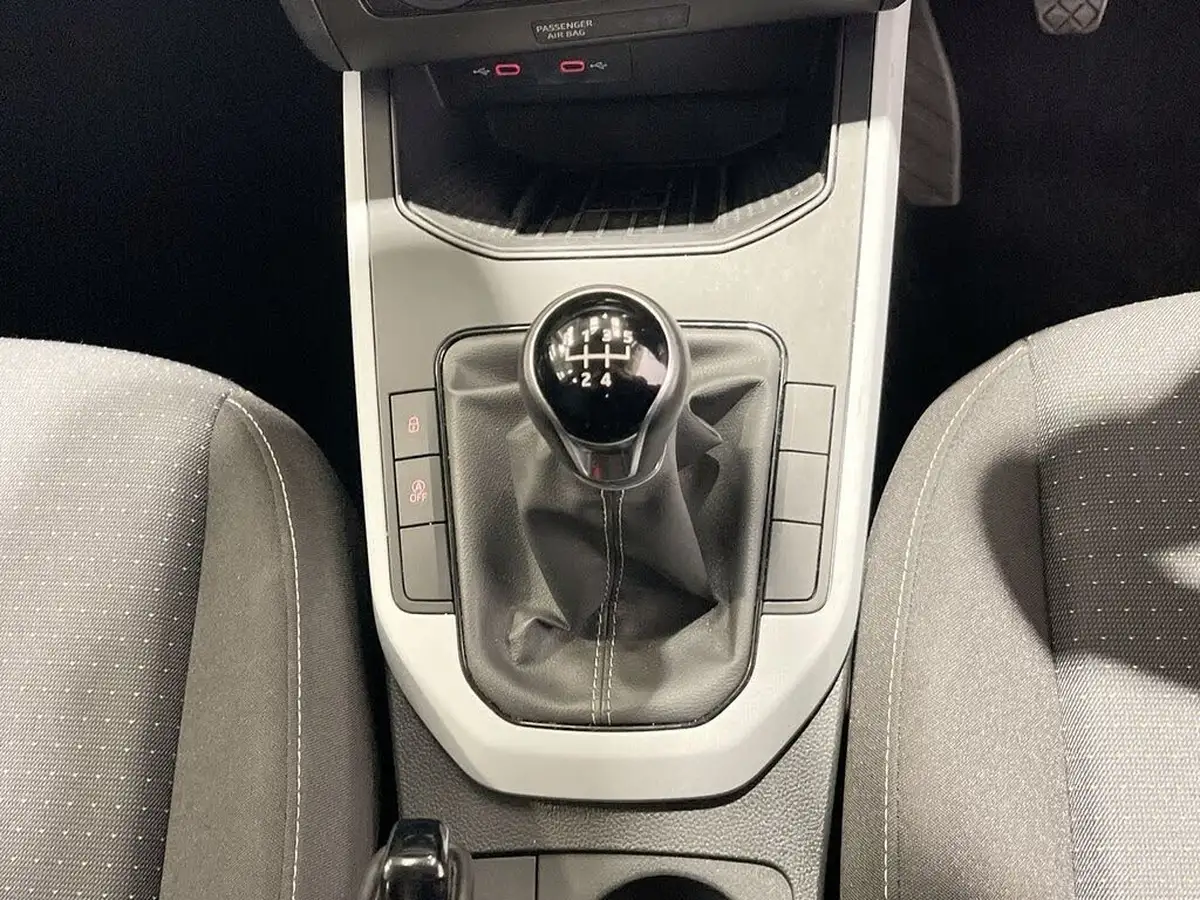 2022-seat-arona-10-tsi-evo-se-technology-big-11