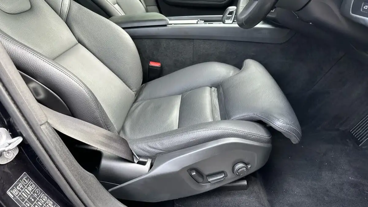 2023-volvo-xc60-20td-b4-plus-big-29