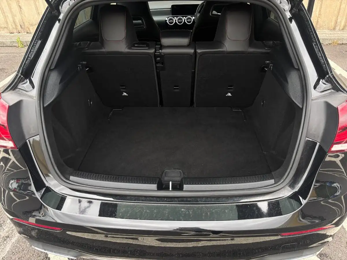 2019-mercedes-benz-a-class-13-a200-amg-line-premium-plus-hatchback-5d-big-6