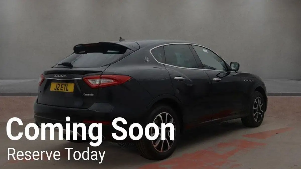 2017-maserati-levante-big-29