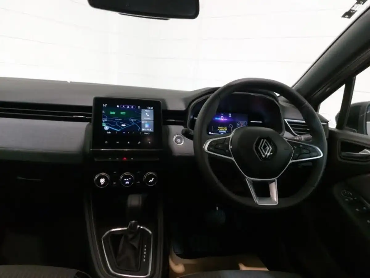 2024-renault-clio-16-techno-big-2