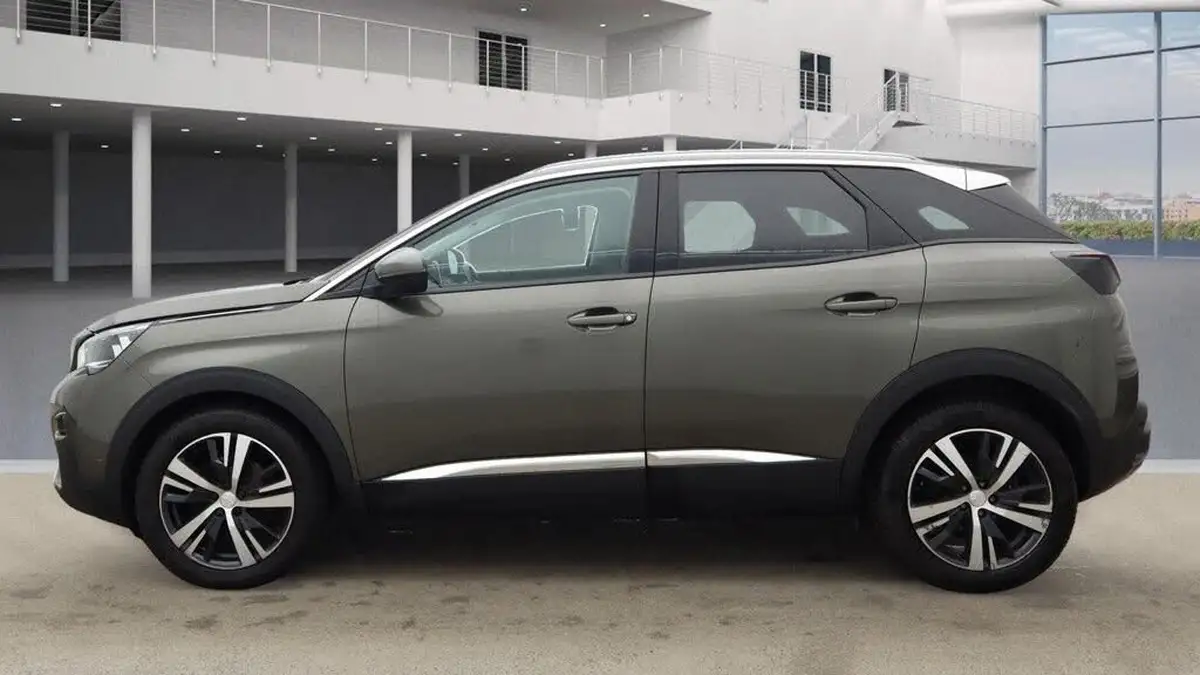 2020-peugeot-3008-suv-12-puretech-allure-big-5