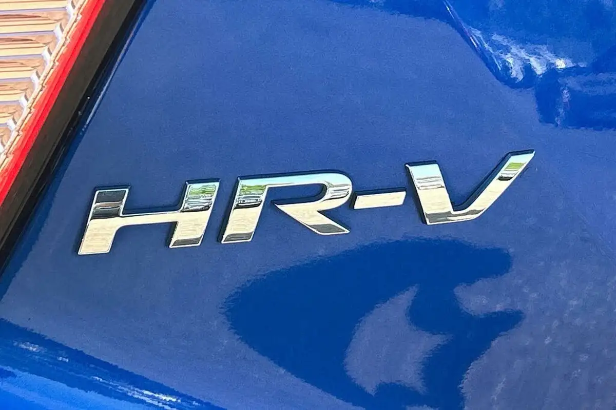 2018-honda-hr-v-15-i-vtec-ex-big-32