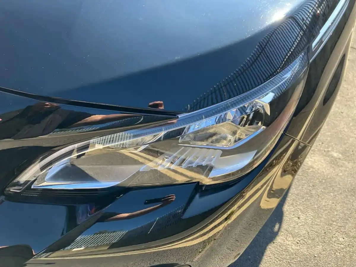 2020-peugeot-5008-suv-12-puretech-allure-big-14
