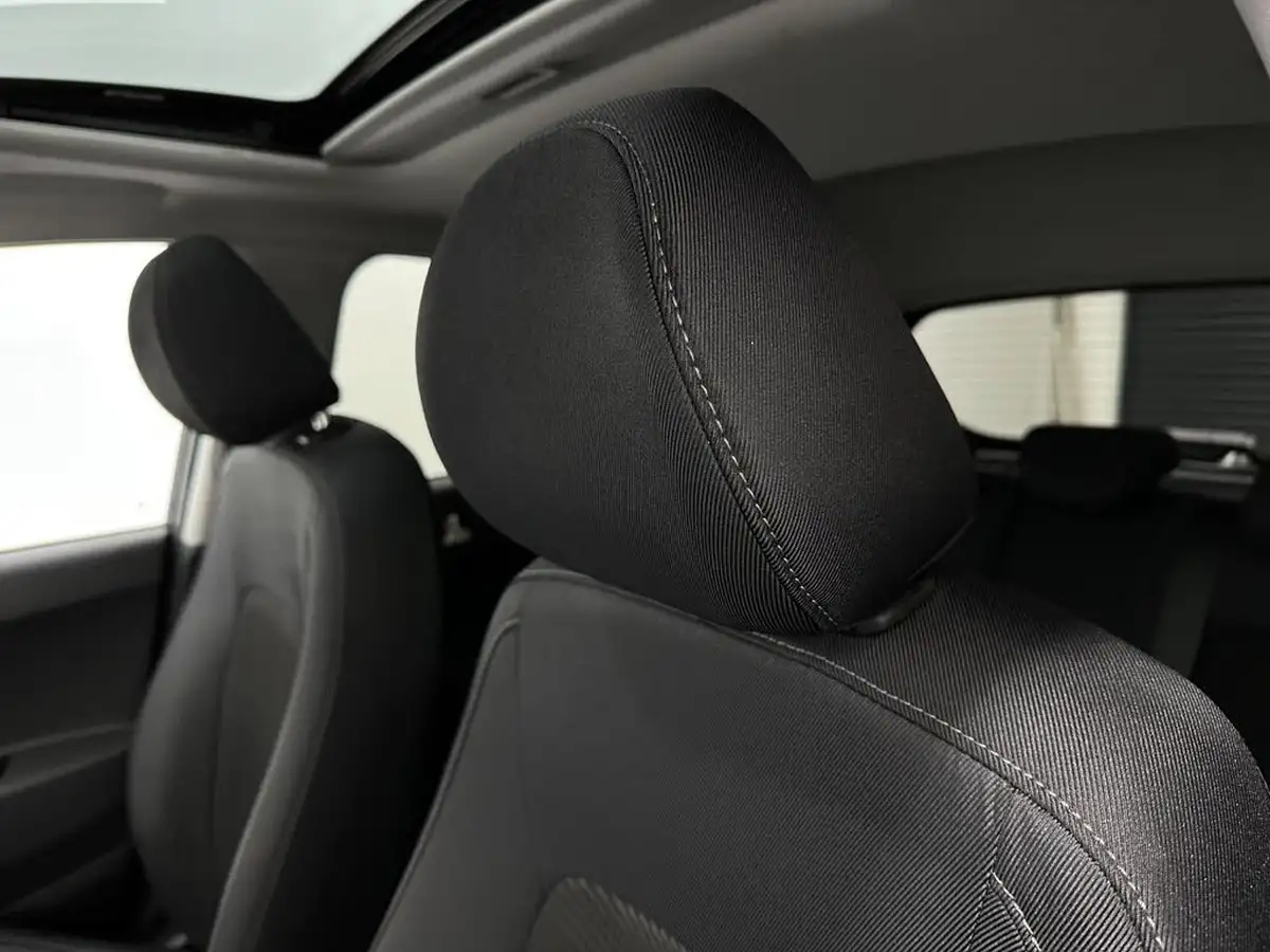 2018-hyundai-i10-12-premium-se-auto-big-33