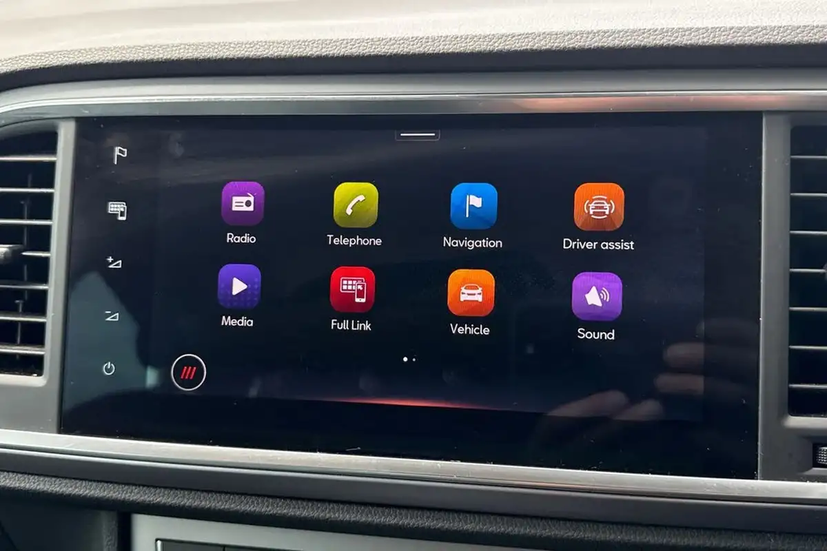 2023-seat-ateca-15-ecotsi-fr-sport-dsg-big-48