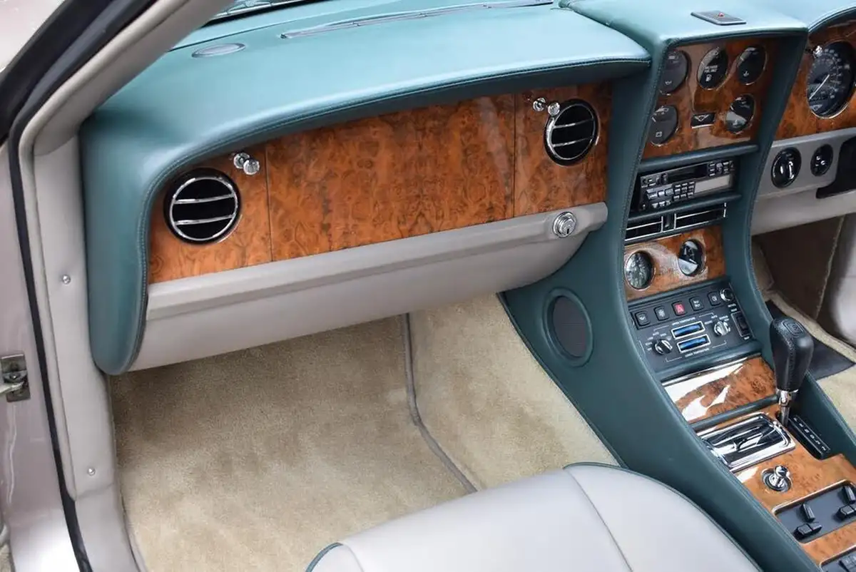 1996-bentley-continental-68-r-big-23