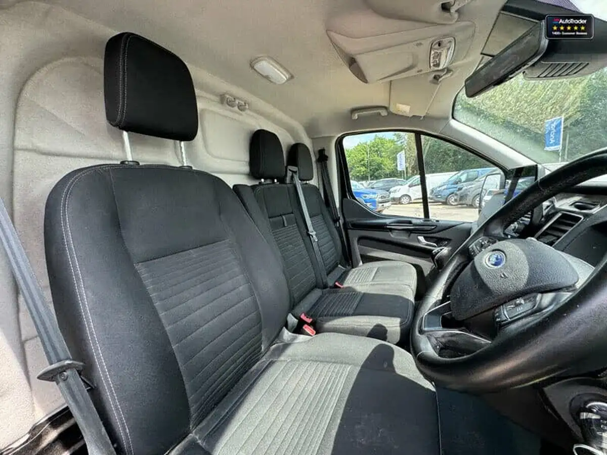 2023-ford-transit-custom-20tdci-280-l1h1-limited-130pseu6dt-panel-van-1997cc-big-13