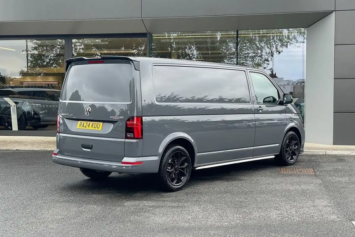 2024-volkswagen-transporter-20bitdi-t32-sportline-bmt-swb-panel-van-big-6