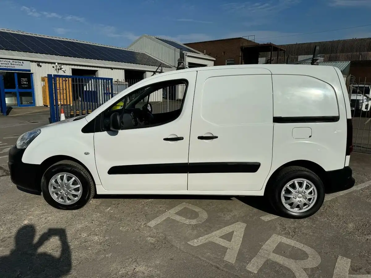 2018-citroen-berlingo-16td-l1-850-enterprise-special-edition-panel-big-4