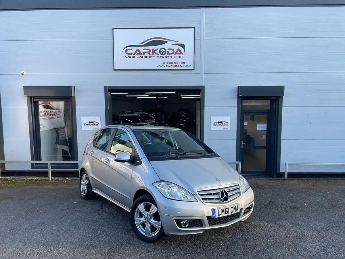 2011-mercedes-benz-a-class-15-a160-avantgarde-se-95bhp-5d-cvt-big-61