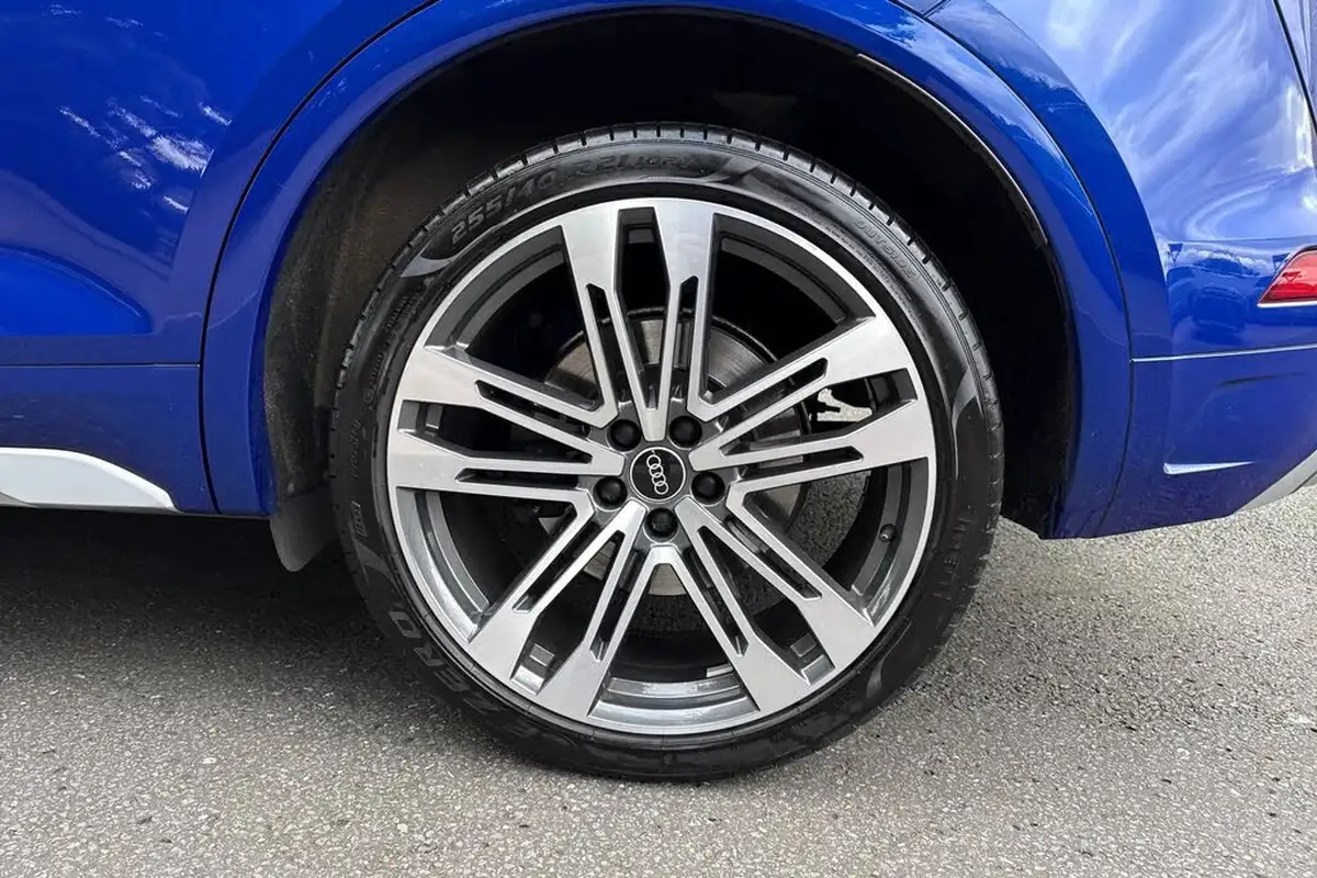2022-audi-sq5-30tdi-station-wagon-big-12