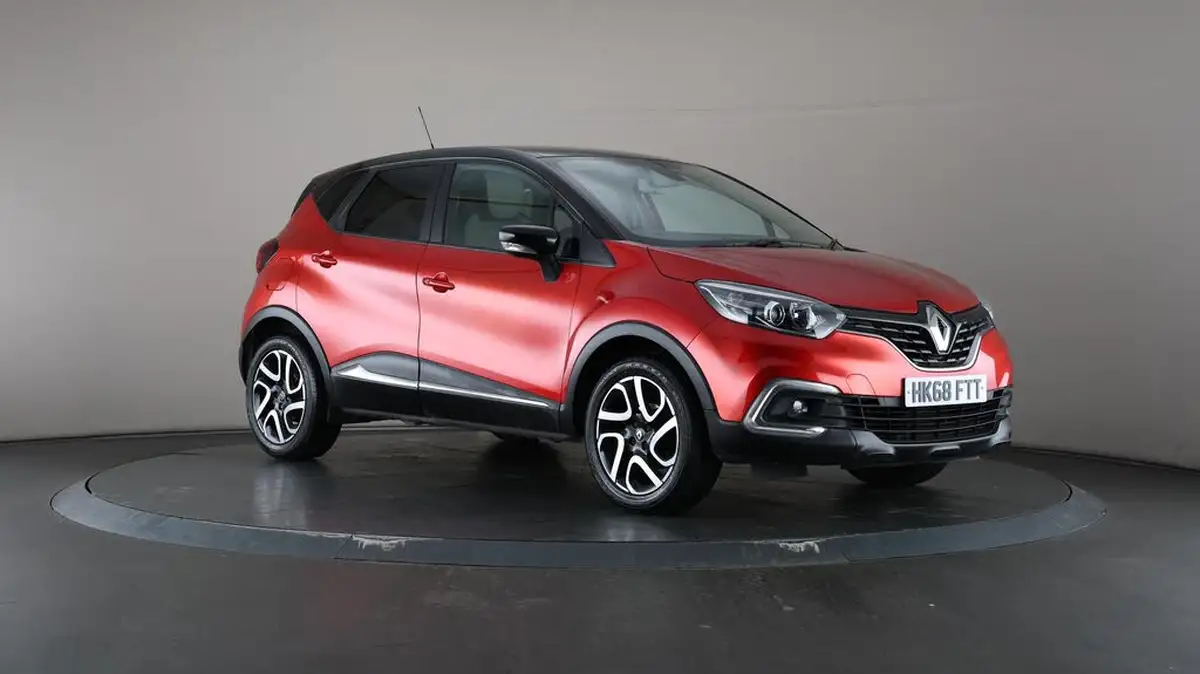2019-renault-captur-09-tce-iconic-big-44