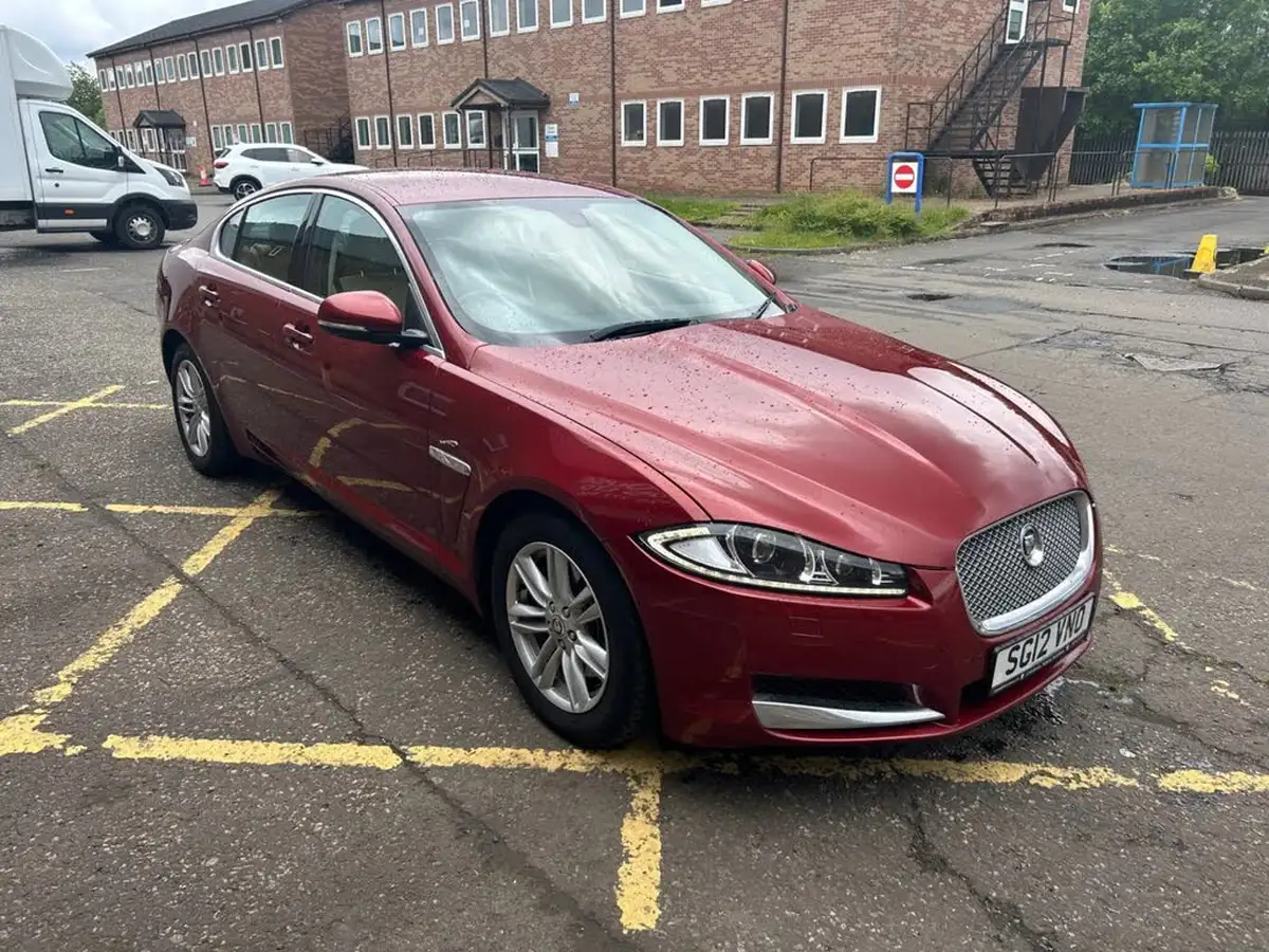 2012-jaguar-xf-22td-luxury-190ps-saloon-4d-auto-big-5