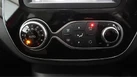 2019-renault-captur-09-tce-iconic-small-11