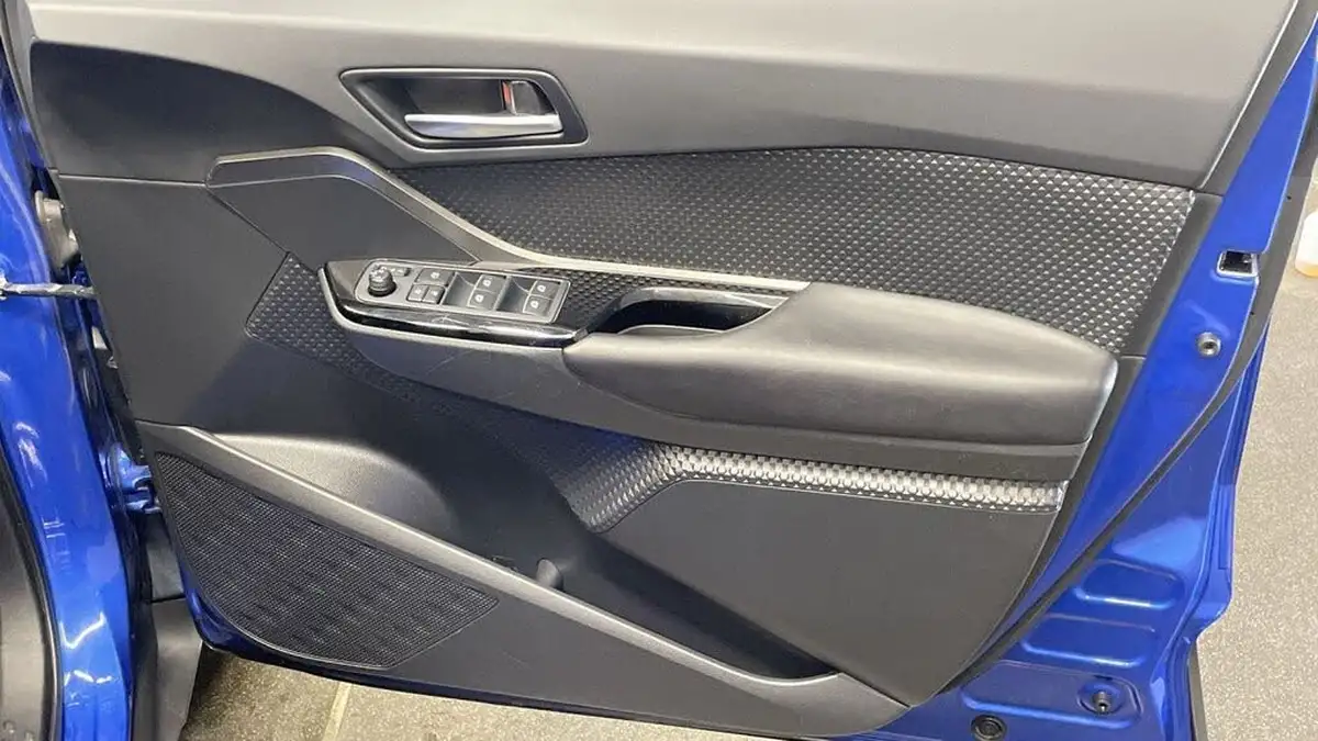 2019-toyota-c-hr-18-vvt-i-dynamic-big-25
