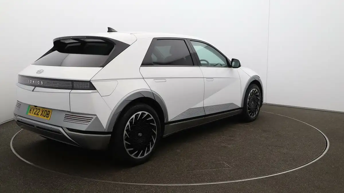 2022-hyundai-ioniq-5-e-ultimate-217ps-73kwh-rwd-big-54