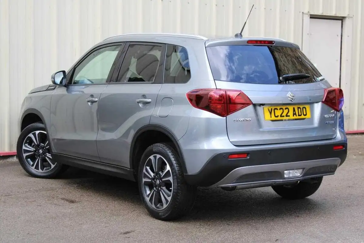 2022-suzuki-vitara-14-boosterjet-sz5-big-3