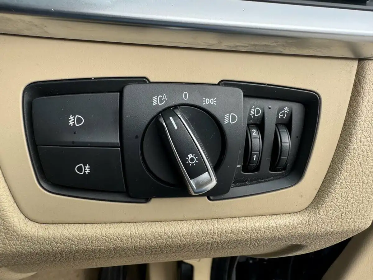 2013-bmw-3-series-20td-320d-luxury-gt-auto-big-47