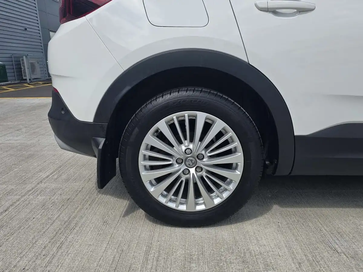 2018-vauxhall-grandland-x-12-sport-nav-130ps-big-7