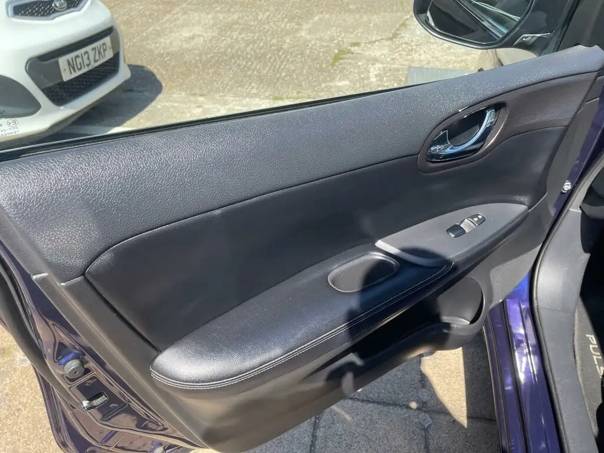 2015-nissan-pulsar-12-dig-t-tekna-big-13