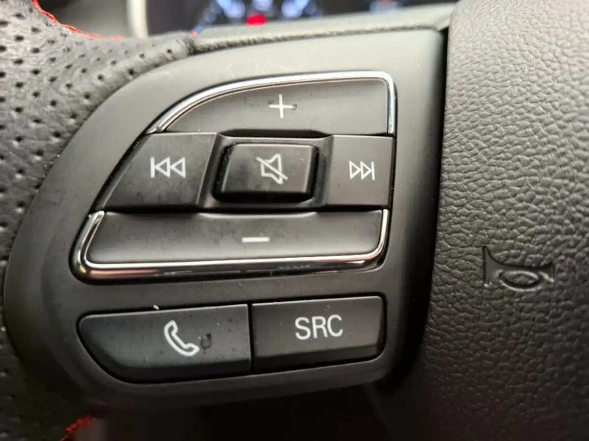 2022-mg-zs-suv-15-vti-tech-excite-big-16