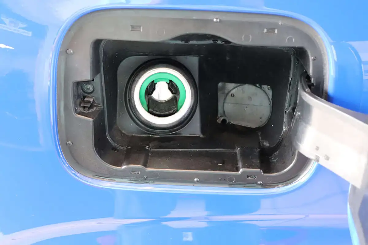 2020-fiat-panda-12-waze-big-76