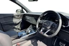 2025-audi-q7-30-45-tdi-black-edition-small-12