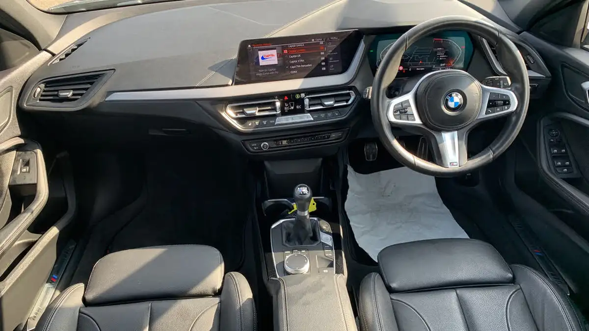 2021-bmw-1-series-15-118i-m-sport-lcp-big-3