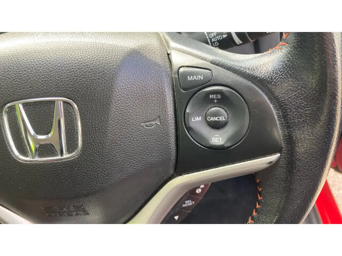 2019-honda-jazz-15-i-vtec-sport-navi-big-19