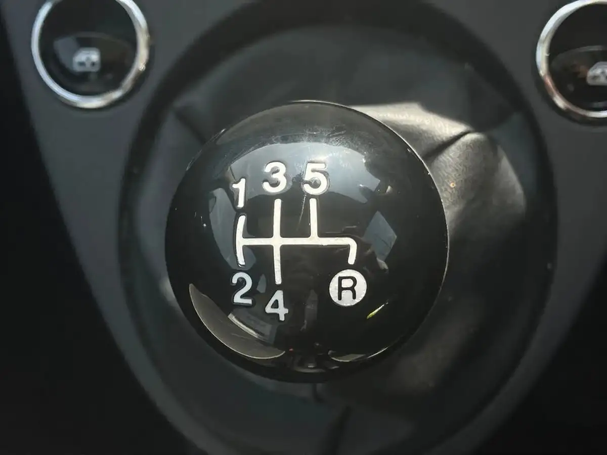 2017-fiat-500-12-lounge-big-33