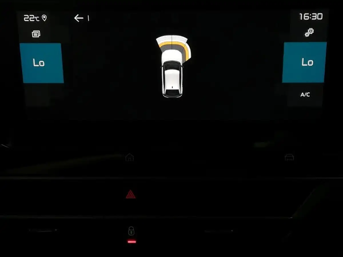 2022-citroen-c4-12-puretech-shine-130ps-big-11