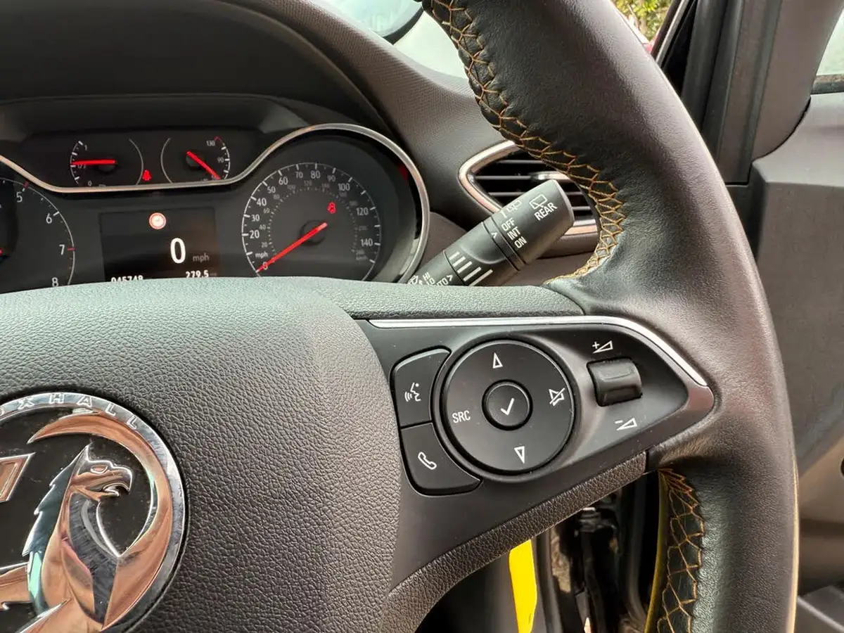2020-vauxhall-crossland-x-12-elite-nav-130ps-turbo-big-28
