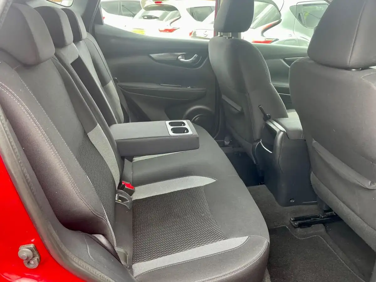 2018-nissan-qashqai-12-dig-t-acenta-big-43