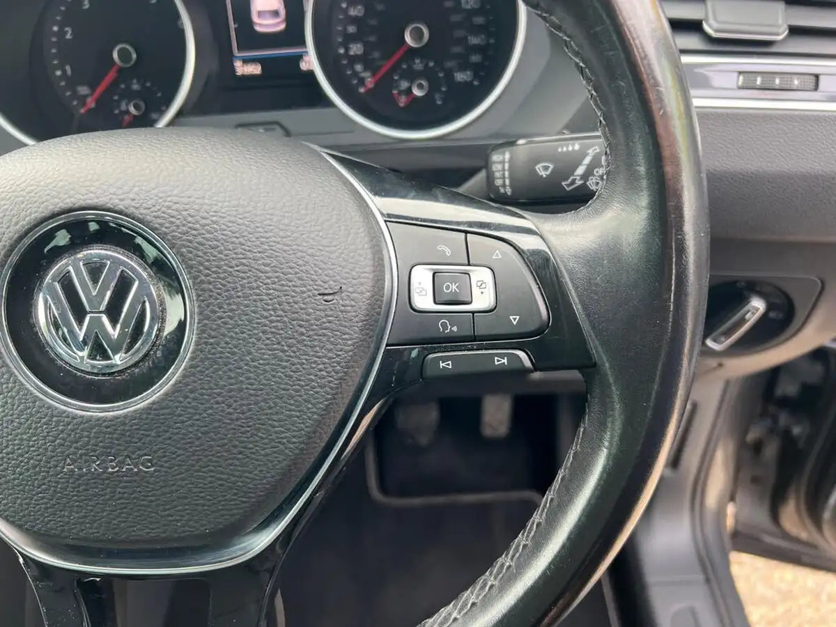 2018-volkswagen-tiguan-14-tsi-se-navigation-125ps-ss-big-16
