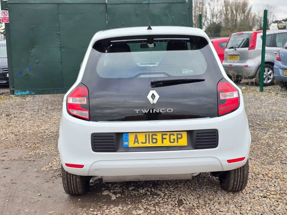2016-renault-twingo-10-sce-dynamique-big-13
