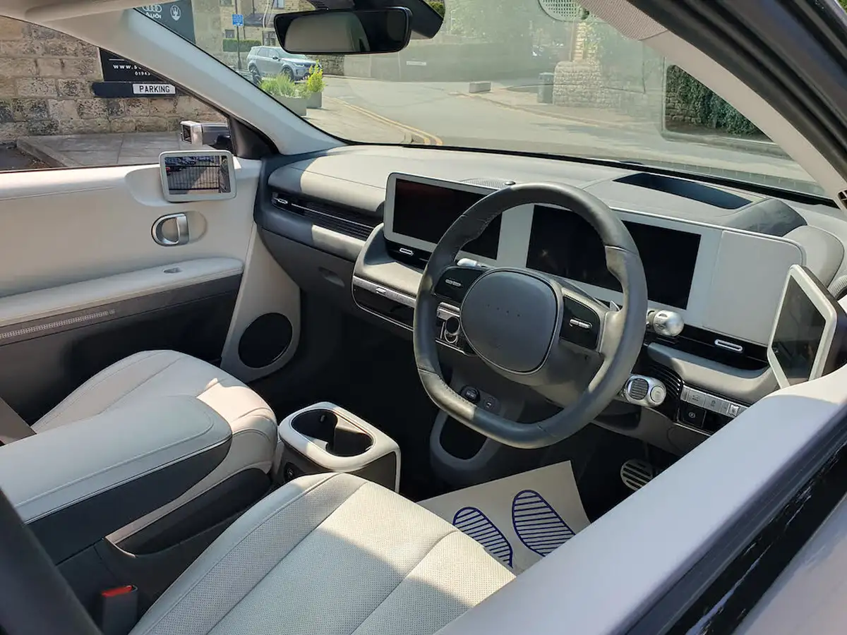 2023-hyundai-ioniq-5-e-namsan-edition-228ps-rwd-big-27