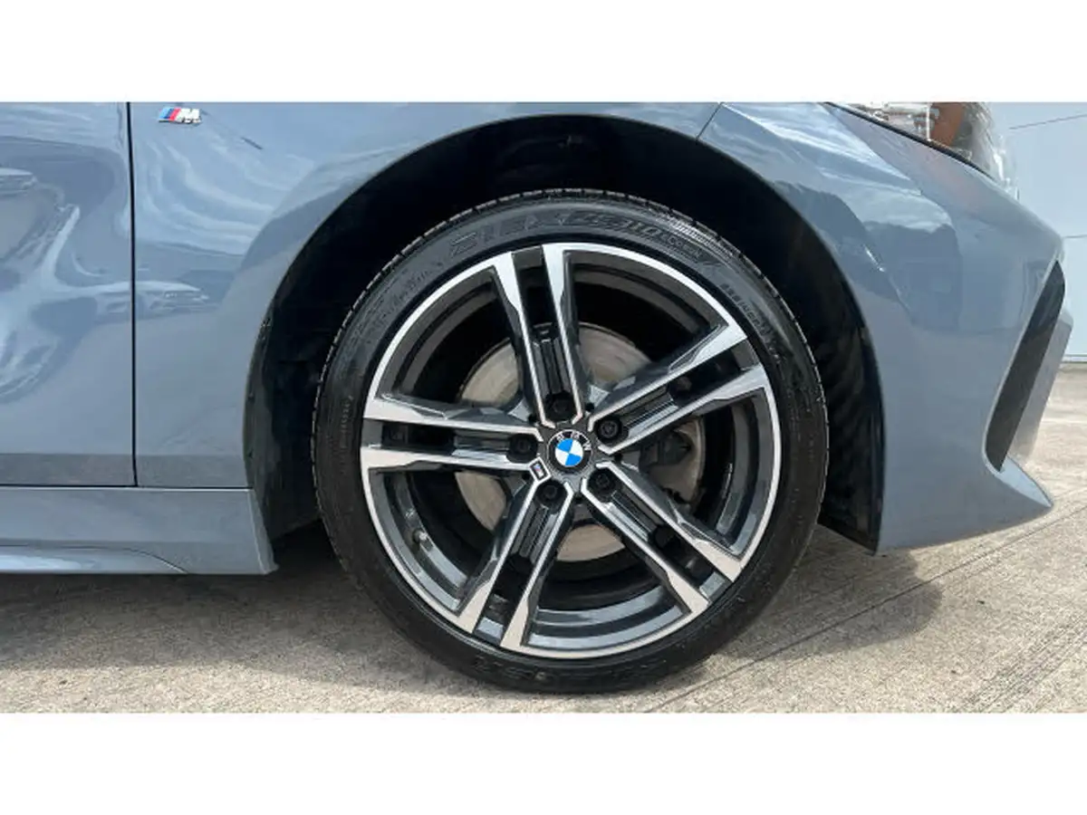 2022-bmw-1-series-15-118i-m-sport-lcp-dct-big-13