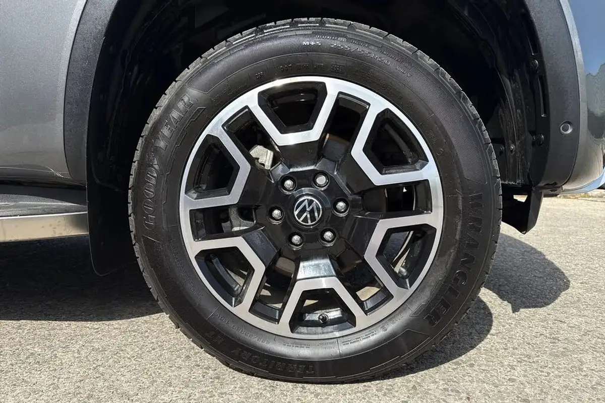 2024-volkswagen-amarok-20tdi-style-4motion-big-8