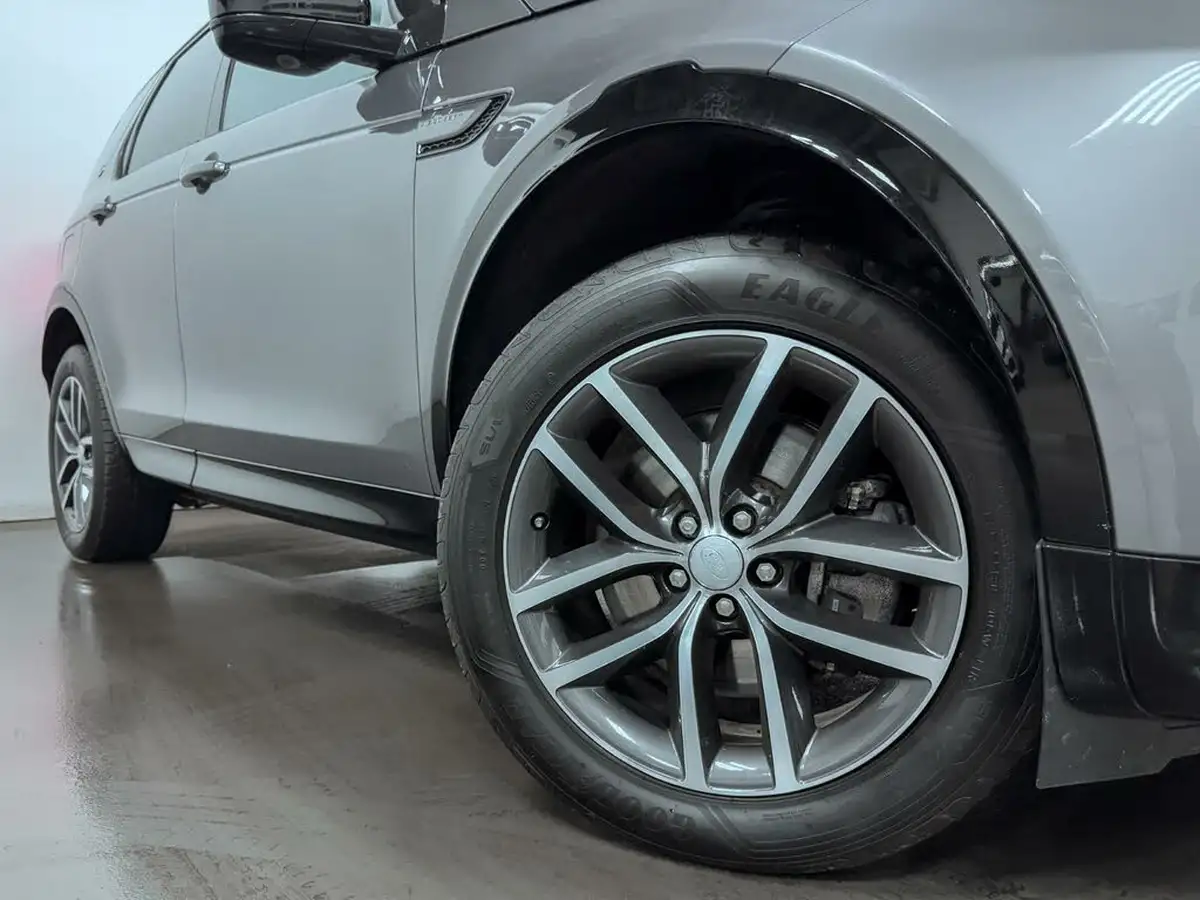2024-land-rover-discovery-sport-15-p300e-dynamic-se-big-15