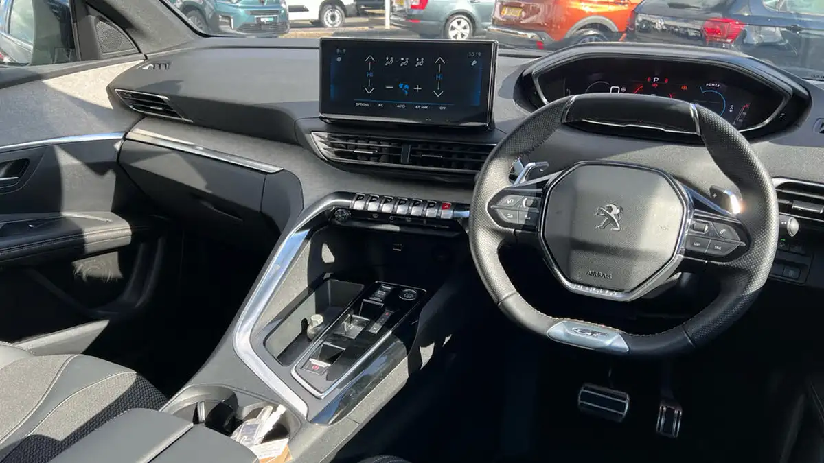 2024-peugeot-3008-suv-12-puretech-gt-136ps-hybrid-e-dsc6-big-3
