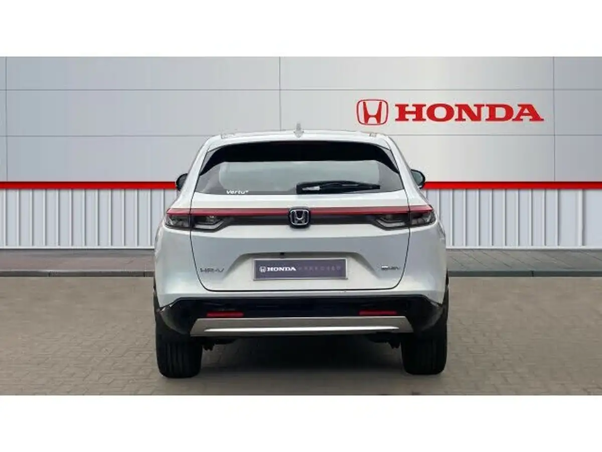 2022-honda-hr-v-15-i-mmd-advance-big-6