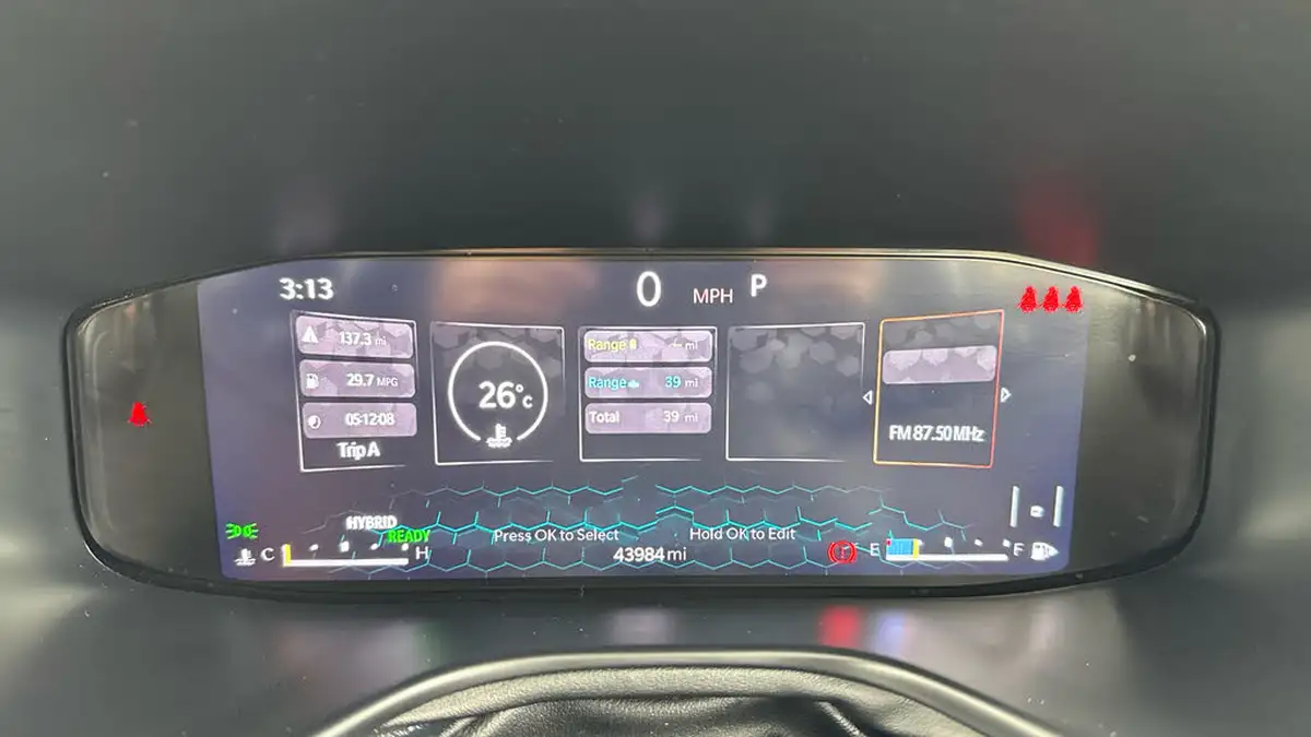 2023-jeep-compass-13-gse-trailhawk-big-12