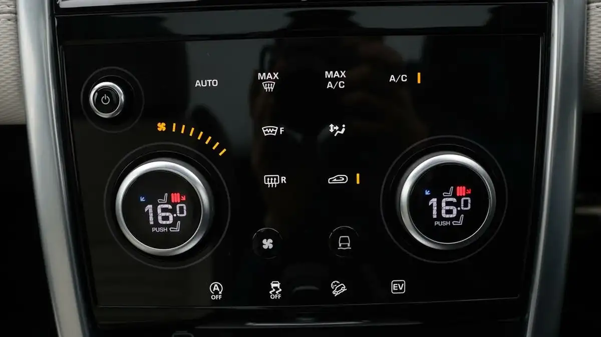 2022-land-rover-discovery-sport-15-p300e-urban-edition-big-12
