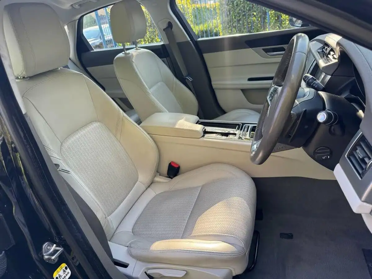 2017-jaguar-xf-20td-prestige-163ps-saloon-4d-1999cc-auto-big-13