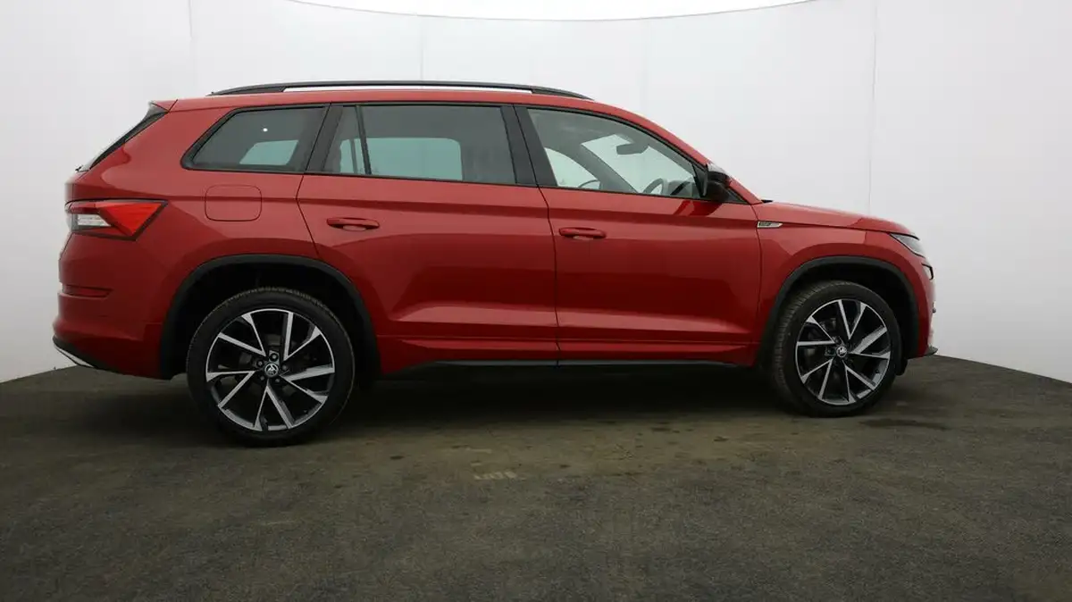 2019-skoda-kodiaq-20tdi-sportline-190ps-seats-scr-dsg-big-43