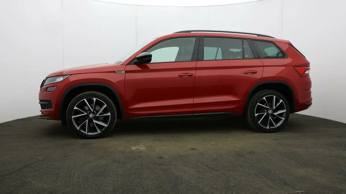 2019-skoda-kodiaq-20tdi-sportline-190ps-seats-scr-dsg-big-2