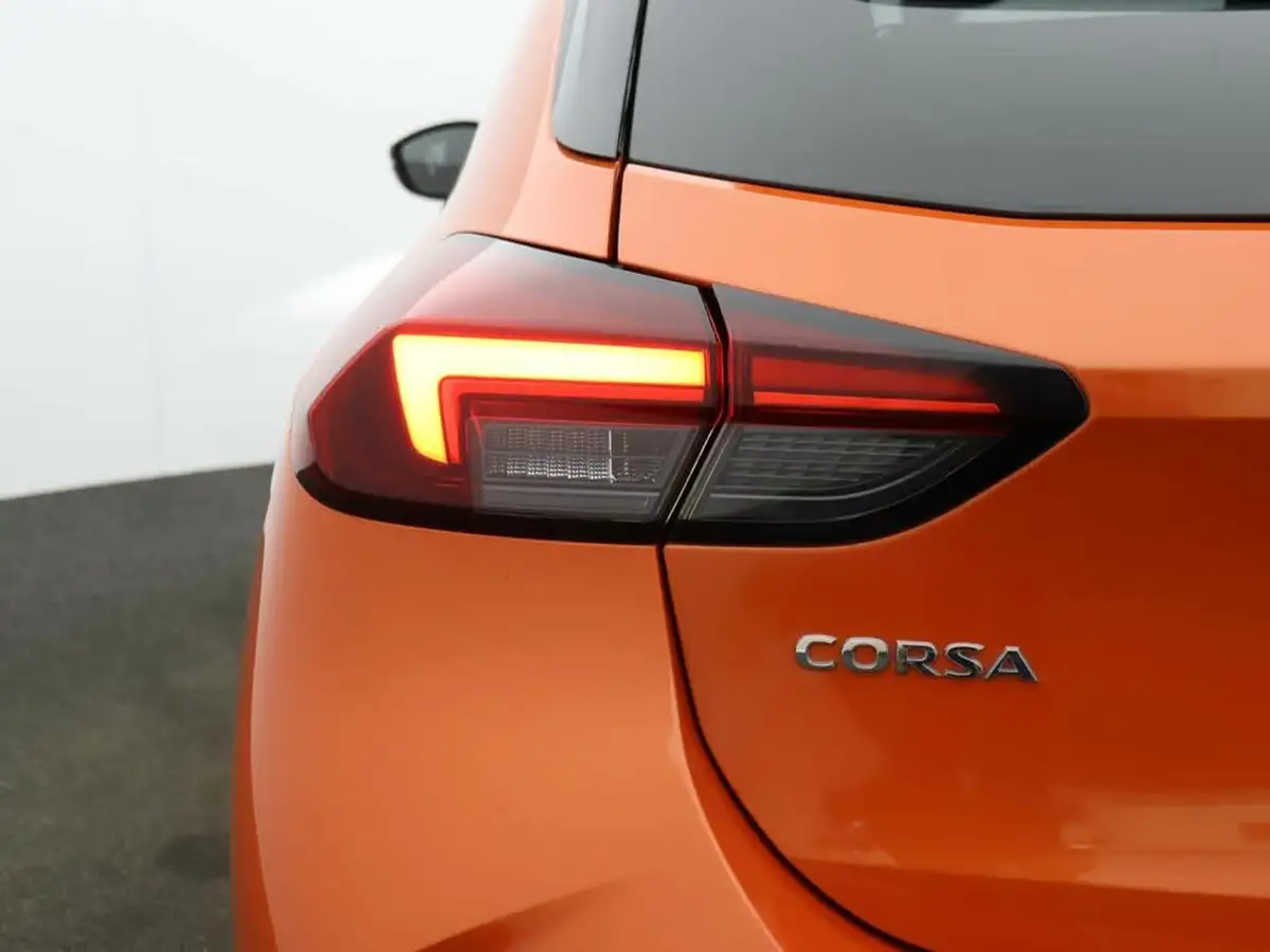 2019-vauxhall-corsa-12-turbo-sri-nav-premium-big-38