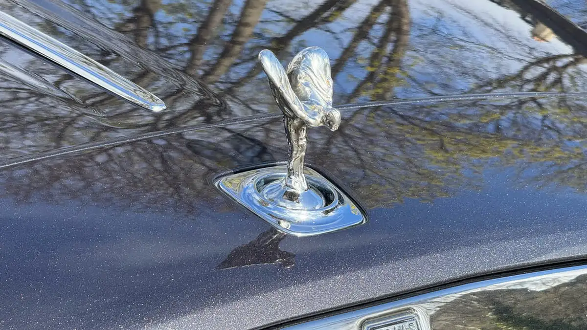 2016-rolls-royce-dawn-66-big-13