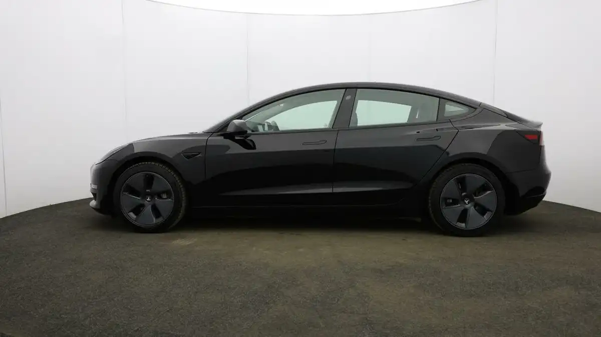 2020-tesla-model-3-e-long-range-big-61
